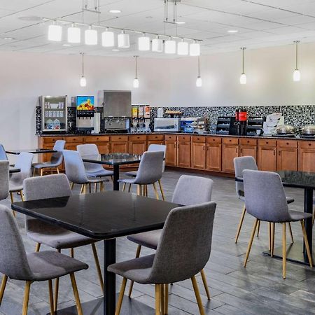 Wyndham Garden Kenosha Harborside Hotell Eksteriør bilde